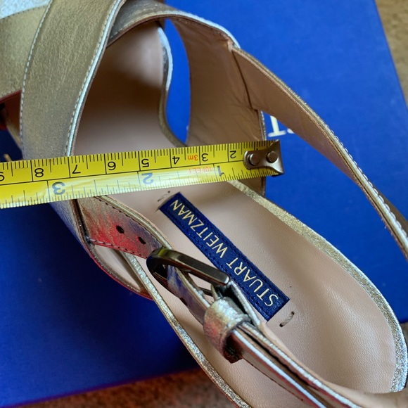 Stuart Weitzman beautiful silver lame Size8 - Picture 11 of 14